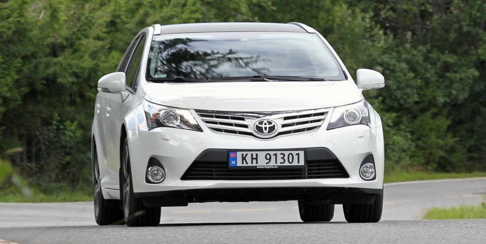 Toyota Avensis 2,0 D4-D test august 2013