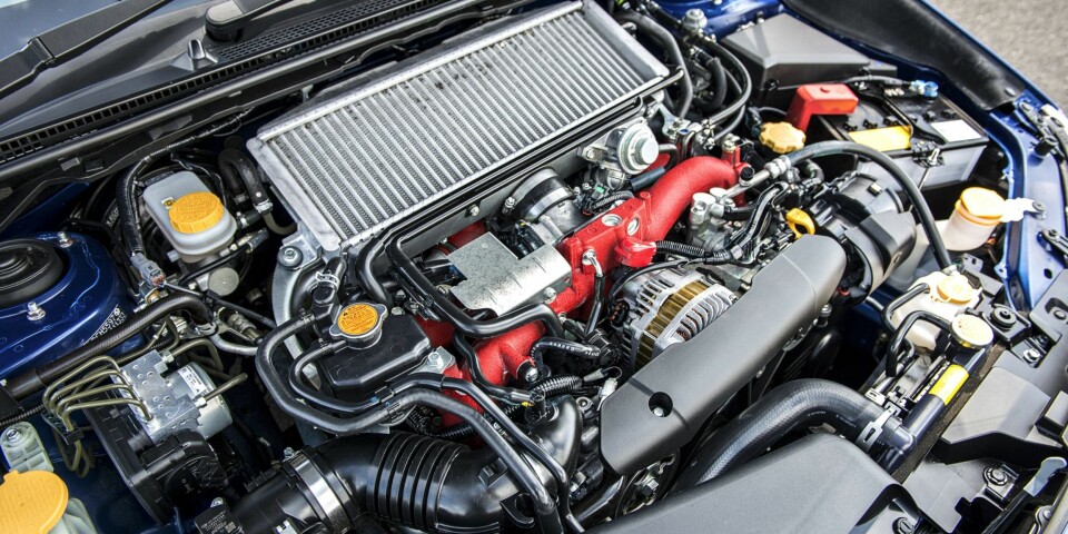 Subaru-en har firesylindret boxer som yter 300 hk og 407 Nm. FOTO: TopGear