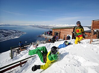 PÅ VERDENS TAK: Utsikten fra toppen av fjellet i Narvik er udiskutabelt en av verdens vakreste!