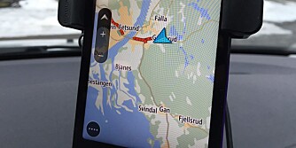 KØ: TomTom Go Mobile har sanntids-trafikkinformasjon slik at den kan si ifra om det er kø lengre fremme.
