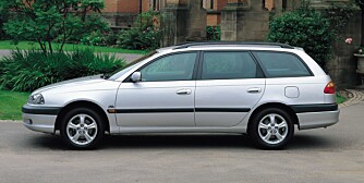 SOLID: Toyota Avensis. FOTO: Toyota