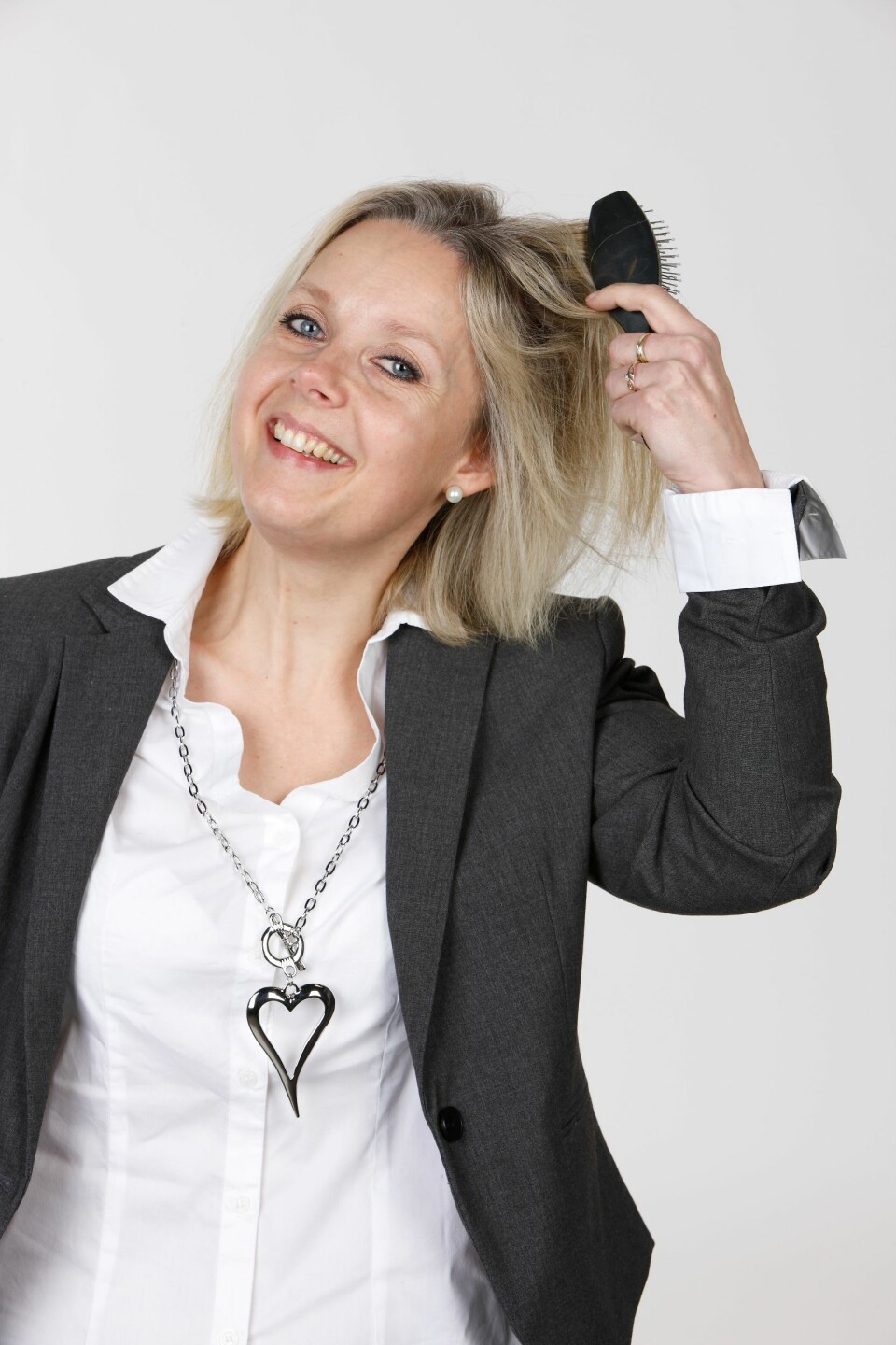 DÅRLIG SELVTILLIT: – Jeg var ikke klar over at så mye av min identitet var knyttet til håret mitt, sier Bente Skofterud (46).