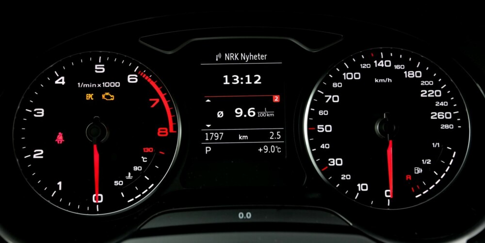 TYDELIG: Audi er flinke med instrumentlayout. De kombinerer lettlest grafikk med elegant utforming og belysning.