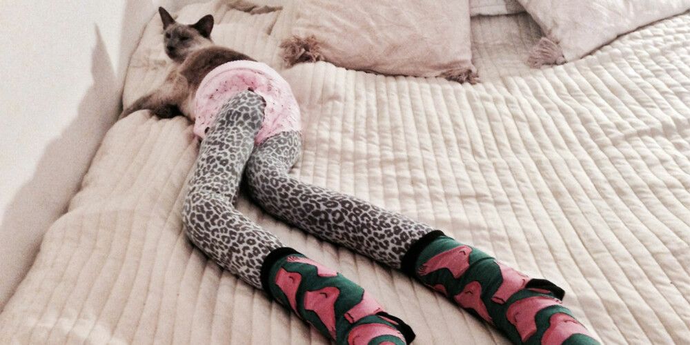 NY MOTEYNDLING: Bildene av den strømpebukse-kledte katten går verden rundt.