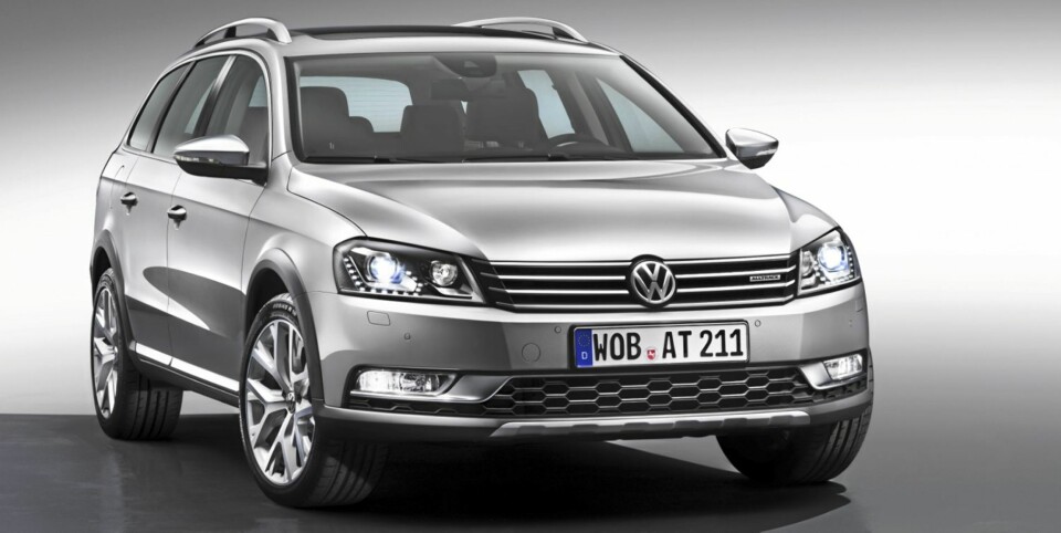 RØFFERE UTSEENDE: I tilleg til bakkeklaringen får Alltrack en del detaljer som får den til å skille seg litt fra mengden av vanlige Pasater.