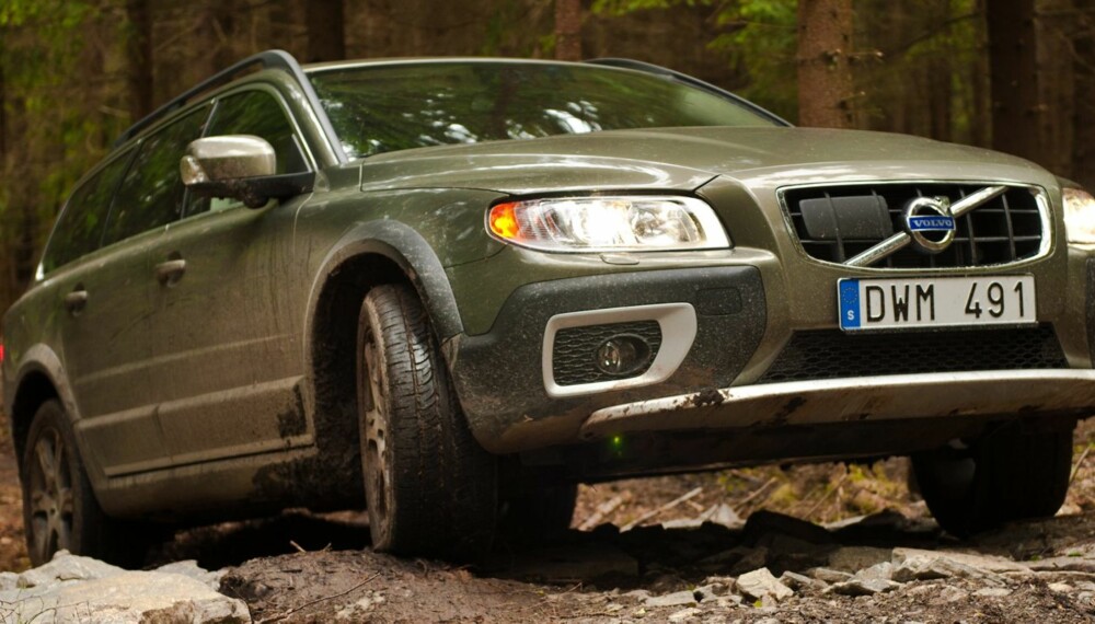 HYTTELIV: Volvo XC70 (bildet) og Volvo V70 fornyes. Bildet viser dagens modell. FOTO: Volvo HYTTELIV: Volvo XC70 (bildet) og Volvo V70 fornyes. Bildet viser dagens modell. FOTO: Volvo