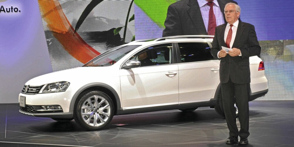 TOKYO: VW Passat Alltrack har kun vært vist frem en gang . Det skjedde på bilutstillingen i Tokyo før jul. TOKYO: VW Passat Alltrack har kun vært vist frem en gang . Det skjedde på bilutstillingen i Tokyo før jul.