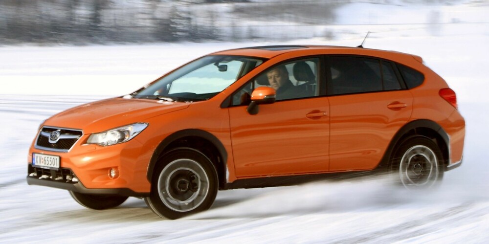 TØFFING: Permanent firehjulsdrift gjør Subaru XV barskere enn de andre kompakte crossoverne. FOTO: Egil Nordlien, HM Foto TØFFING: Permanent firehjulsdrift gjør Subaru XV barskere enn de andre kompakte crossoverne. FOTO: Egil Nordlien, HM Foto