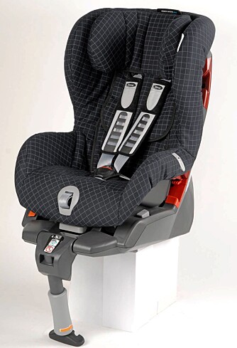 SIKRING AV BARN I BIL: Satefix Plus med Isofix fra Römer er en bilstol beregnet for småbarn mellom 9 og 18 kilo.