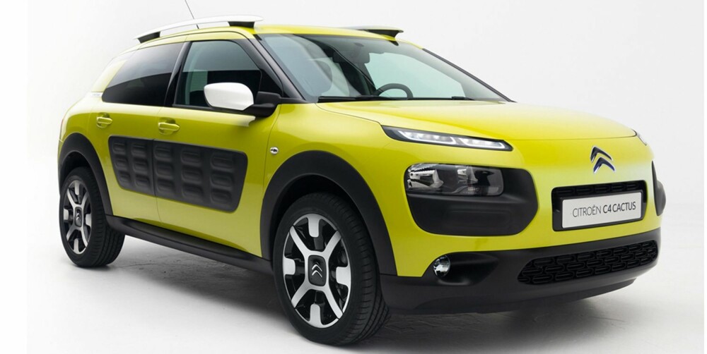SKILLER SEG UT: C4 Cactus ser kanskje ut som en SUV, men har ikke firehjulsdrift. Den kommer med små motorer og veier 965 kg, noe som er 200 kg mindre enn Citroën C4. Bagasjerommet er på 358 liter. FOTO: Citroën
