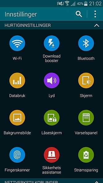 NYE MENYER: Samsung har gått bort fra en fanevisning i menyene til en rutenettvisning med ikoner. Du kan også velge en listevisning, som er mer lik visningen man finner i en ren Android-versjon. NYE MENYER: Samsung har gått bort fra en fanevisning i menyene til en rutenettvisning med ikoner. Du kan også velge en listevisning, som er mer lik visningen man finner i en ren Android-versjon.