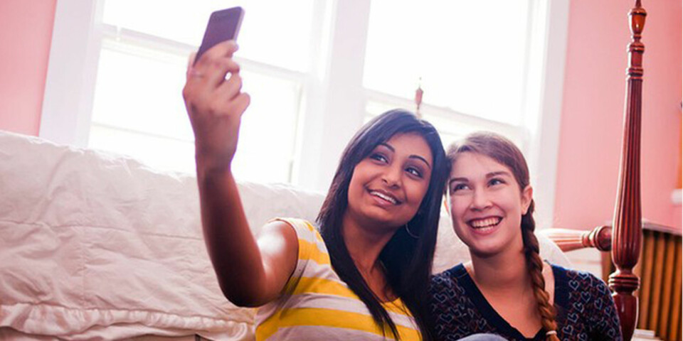 SE I KAMERA: Vi tar 'selfies' som aldri før og publiserer for omverdenen. Men hvor mange av oss bruker mer enn bare filter for å se lekre ut?