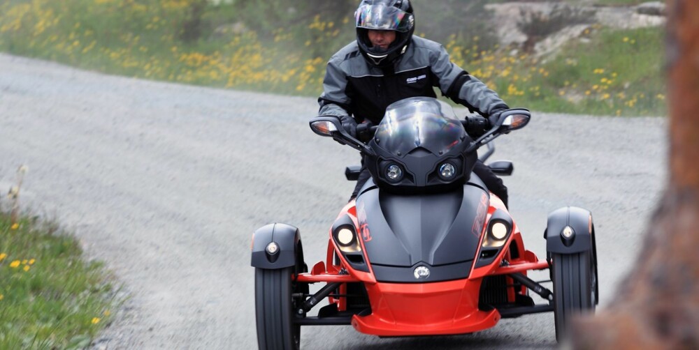 SPYDERMAN: Raphaël Poirée elsker fartsmaskiner. Favoritten er en Can Am Spyder Roadster RS-S. Foto: Egil Nordlien, HM Foto