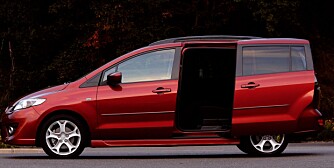 FORDEL: Skyvedørene til Mazda5 blir man raskt glad i. Foto: Mazda FORDEL: Skyvedørene til Mazda5 blir man raskt glad i. Foto: Mazda