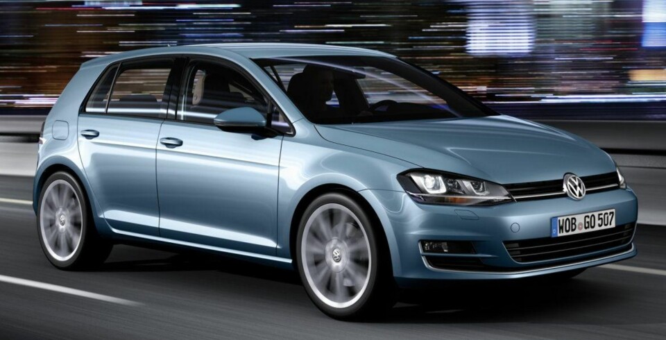 LETTERE OG STØRRE: Den nye VW Golf er blitt lettere enn forgjengeren. Dessuten er innvendig plass noe større.