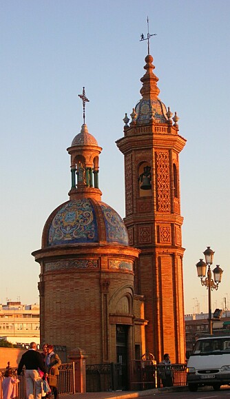 SØKEMÅL: Denne kirken er et av målene til pilegrimsreisende til Triana i 
Spania.