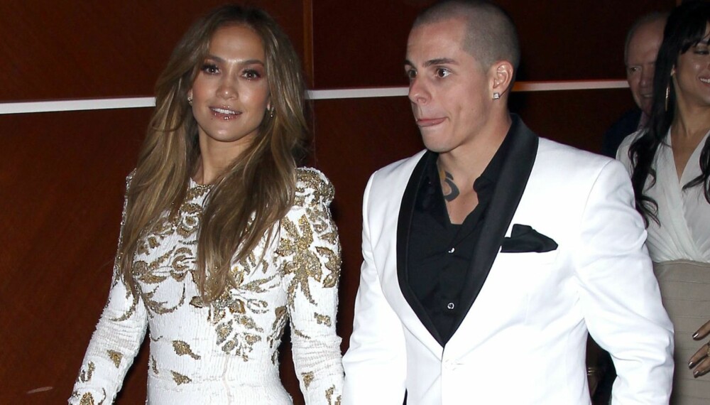 LYKKELIG: Jennifer Lopez elsker kjæresten Casper Smart fordi han vil gjøre hva som helst for henne.