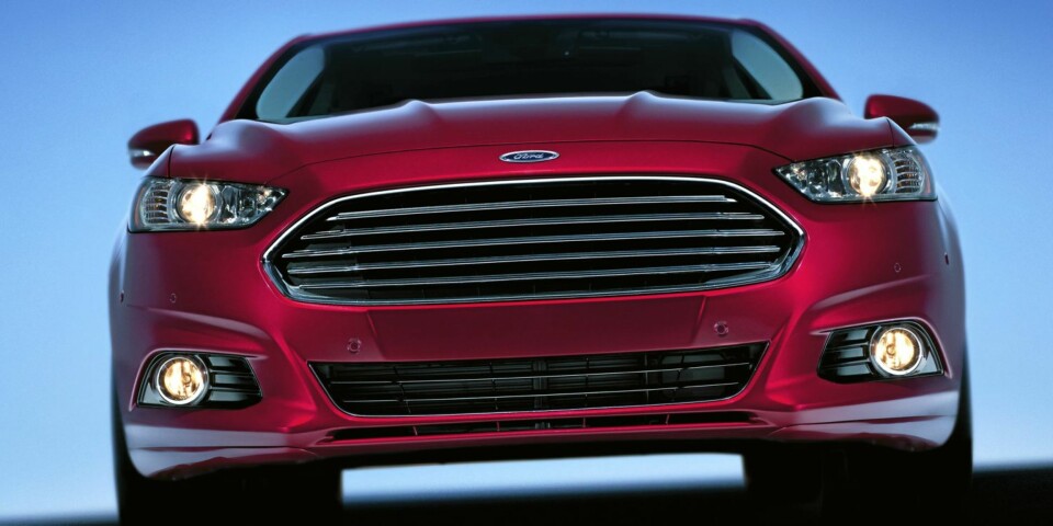 NYTT FJES: Fords grill vil se omtrent slik ut i i framtida. FOTO: Ford