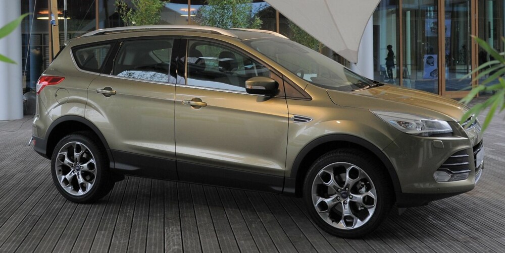 RETT RUNDT HJØRNET: Ford Kuga. Foto: Ford