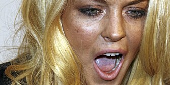 Lindsay Lohan var synlig påvirket da Sir Richard Branson og Eve Branson var vertskap for en av LAs mange veldedighetsarrangementer mandag.










 Fame Pictures, Inc - Santa Monica, CA, USA -  1 (310) 395-0500 
Photo: Mandatory Byline: Juan Rico/Fame Pictures/Fame Pictures Code: 4002
COPYRIGHT STELLA PICTURES