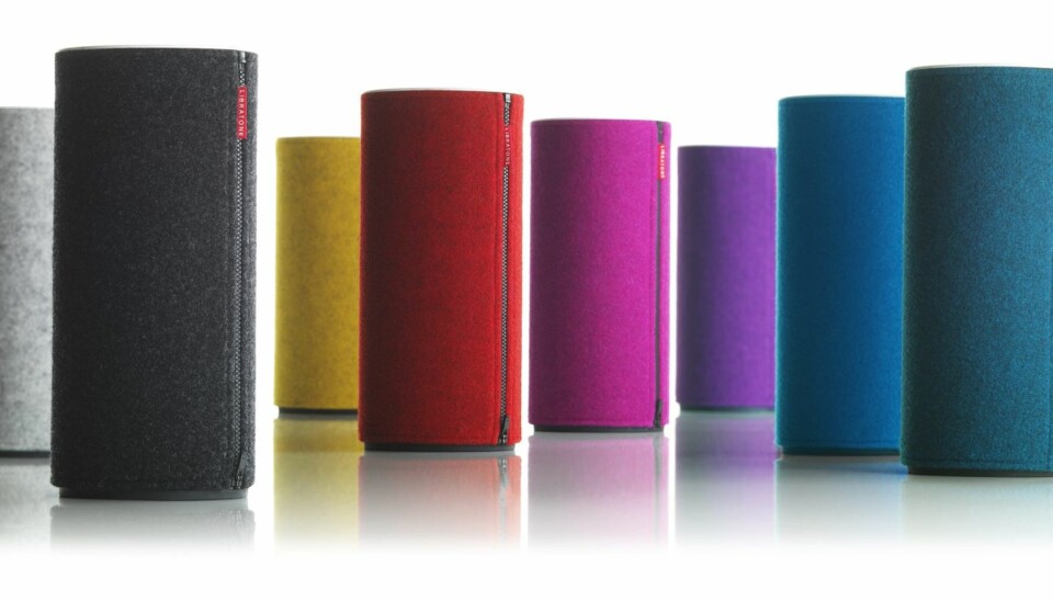 FARGERIK: Libratone Zipp er en ny og bærbar høyttaler fra danske Libratone for iPhone og iPad. Omslaget i kashmirull kan byttes ut.