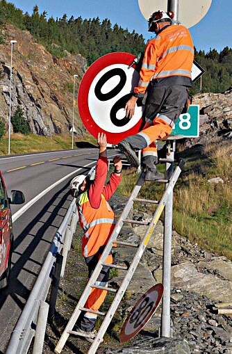 BYTTE: Ned med 90, opp med 80. FOTO: Gunnar Fjellingen/Smaalenenes Avis BYTTE: Ned med 90, opp med 80. FOTO: Gunnar Fjellingen/Smaalenenes Avis