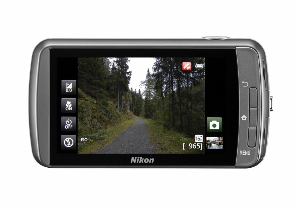 KAMERA: Kamerafunksjonen på Nikon Coolpix S800c minner om standardkameraet i Android, men selvsagt har Nikon lagt sin egen meny i bakgrunnen slik at du får tilgang til mer avanserte innstillinger.