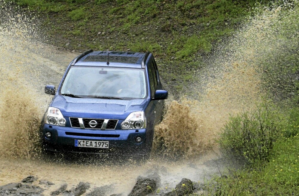 UT PÅ TUR: Kjører du mye på dårlig vei, er det der Nissan X-Trail har sine beste egenskaper. FOTO: HM Arkiv UT PÅ TUR: Kjører du mye på dårlig vei, er det der Nissan X-Trail har sine beste egenskaper. FOTO: HM Arkiv