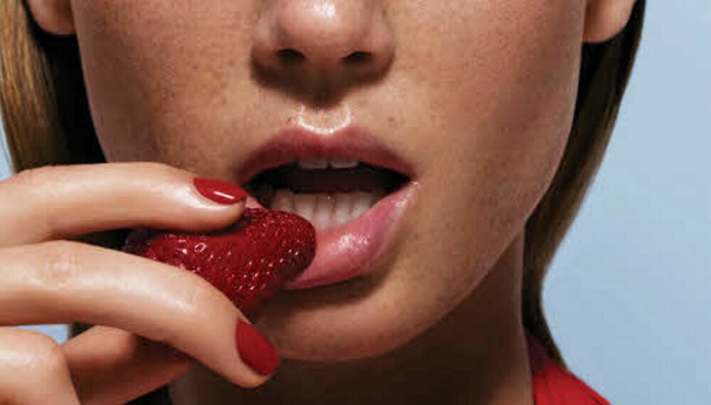 JORDBÆRPIKEN: Jordbær er supermat for huden!