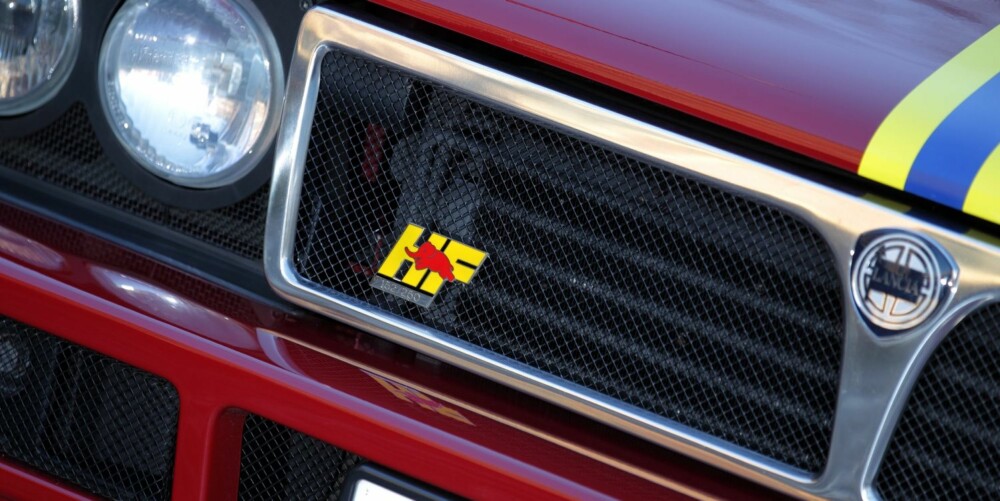 KLUBBEN: HF er initialer du finner på mange sportslige Lancia-modeller, og har røtter fra 60-talletr og en eksklusiv Lancia-klubb, kalt Hi Fi Club. FOTO: Egil Nordlien, HM Foto