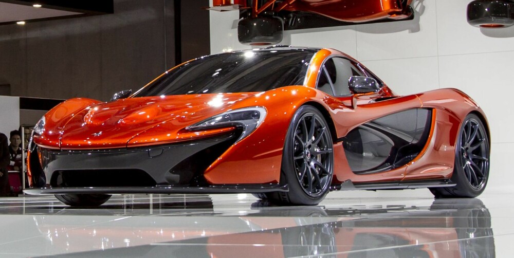 UTSTILLING: McLaren P1 på Paris-utstillingen. FOTO: Mike Dodd
