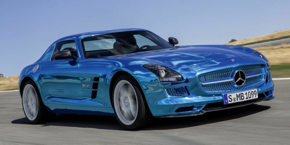 ELBIL: Det er ventet at Electric Drive-versjonen av SLS AMG kommer senere i år. Kanskje dét er bilen du skal vente på. FOTO: Daimler AG ELBIL: Det er ventet at Electric Drive-versjonen av SLS AMG kommer senere i år. Kanskje dét er bilen du skal vente på. FOTO: Daimler AG
