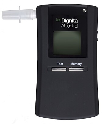 VARSLER: Dignita AM-7 Pro har en varsellampe som tennes når det er tid for kalibrering.