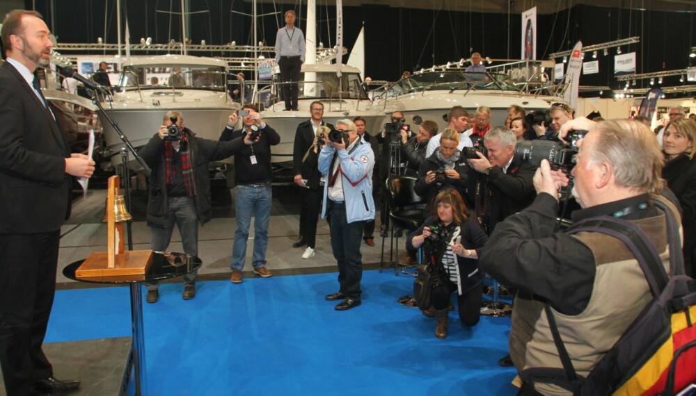 ÅPNING: Nærings- og handelsminister Trond Giske (Ap) var med på å åpne Norges største båtmesse, Sjøen for alle, som åpnet dørene på Telenor Arena på Fornebu onsdag 13. mars. Avsluttes søndag 17. mars.