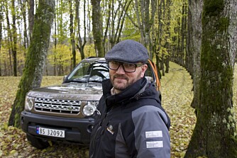 DRØMMEJOBB: Tidligere reklamefotograf Hans Rønning har fått drømmejobben som daglig leder av Land Rover Experience Norway. FOTO: Geir Svardal