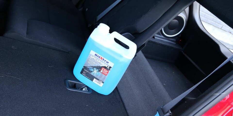 MANGE VARIANTER: Stor plass og fleksible baksetevariasjoner preger lasteavdelingen i Honda Civic.