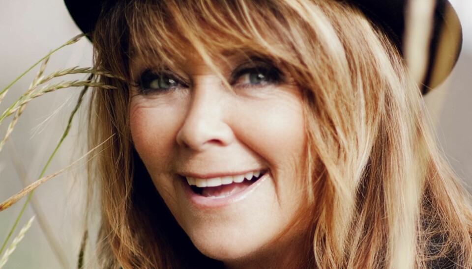 KLAR MELDING: Wenche Myhre forteller sin historie i den tyske utgaven av suksessboken '66'. (Foto: Bjørn Opsahl)