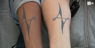 FELLESSKAP: Tshawe og Vinni har selv tegnet symbolet de nå har foreviget i blekk. Tshawe har også plassert den samme logoen på bilen sin.