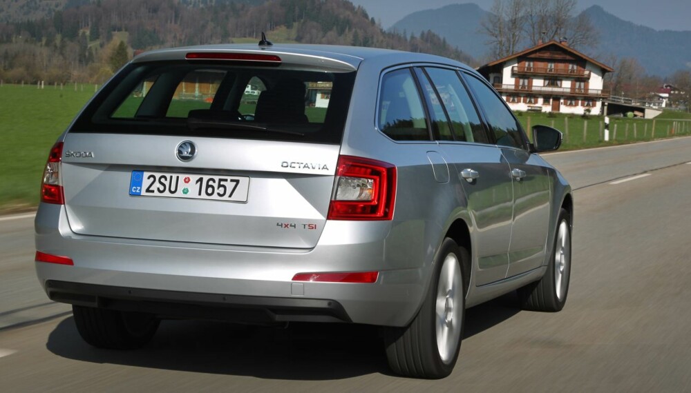 BILLIGST OG STØRST: Nye Skoda Octavia stasjonsvogn kommer i juni. FOTO: Uli Sonntag BILLIGST OG STØRST: Nye Skoda Octavia stasjonsvogn kommer i juni. FOTO: Uli Sonntag