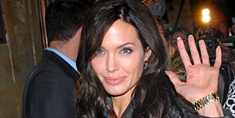 KUTTER UT: Angelina Jolie varsler at hun vil trappe ned karrieren som skuespiller. Angie vil i stedet vi seg til mamma-jobben for de seks barna hun har med Brad Pitt.