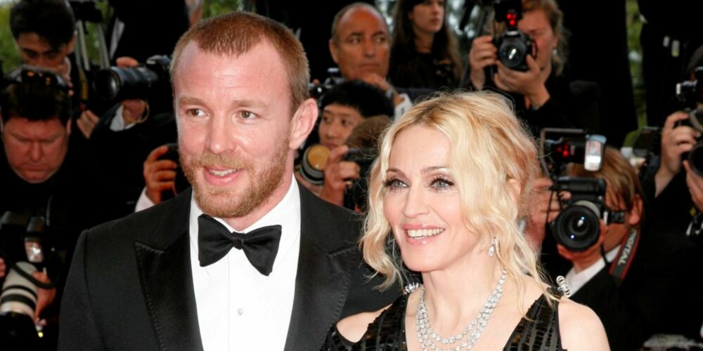 FÅR ENDELIG LOV Å ADOPTERE: Madonna og Guy Ritchie