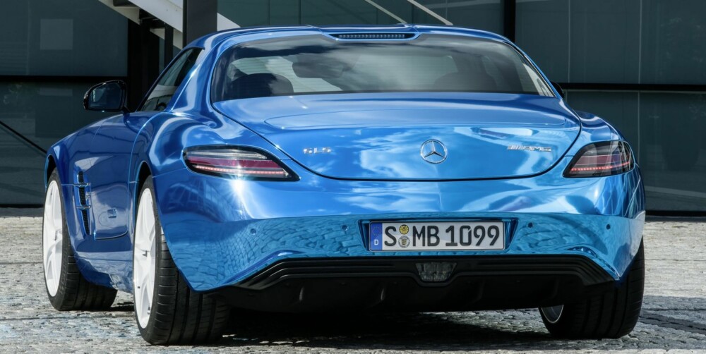 Mercedes Benz SLS AMG Electric Drive;Platin blue chrom; designo Leder exklusiv schwarz; (BR 197); Paris 2012