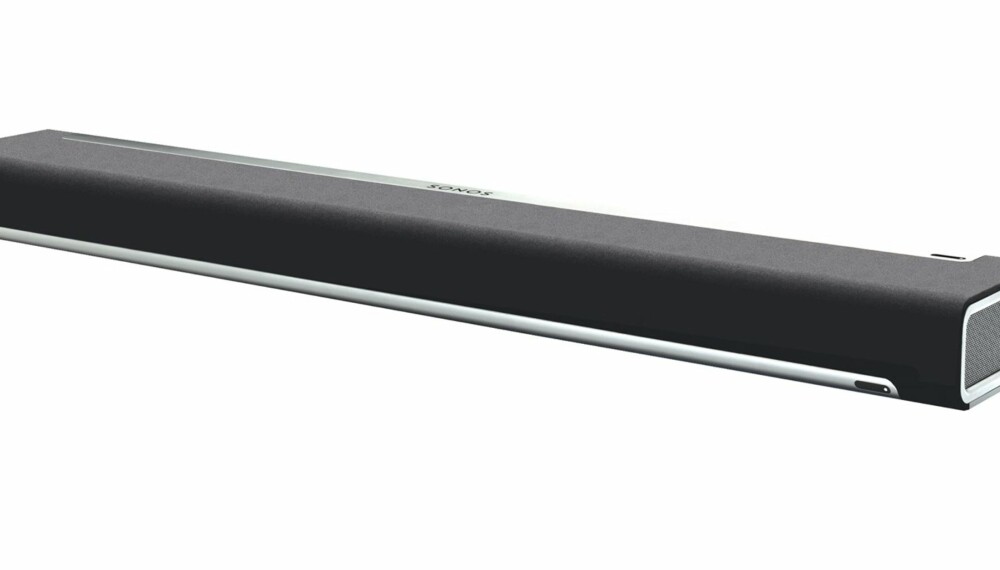 SONOS PLAYBAR: Lydplanken fra Sonos kan legges flatts lik at den vil få plass under TV-en eller den kan stå på høykant