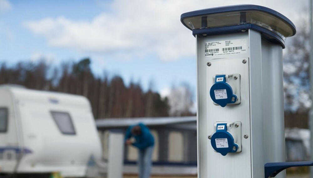 FLEKSIBEL: Den nye strømsøylen Alfa-II gir stor fleksibilitet og kan brukes i alle marina- og campingmiljøer. FLEKSIBEL: Den nye strømsøylen Alfa-II gir stor fleksibilitet og kan brukes i alle marina- og campingmiljøer.