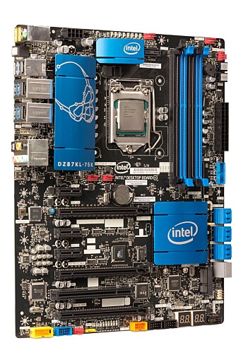 SPEKKET: Intel leverte hovedkortet DZ87KL-75K med testkitet sitt, som har gode overklokkingsegenskaper og en Thunderbolt-port.