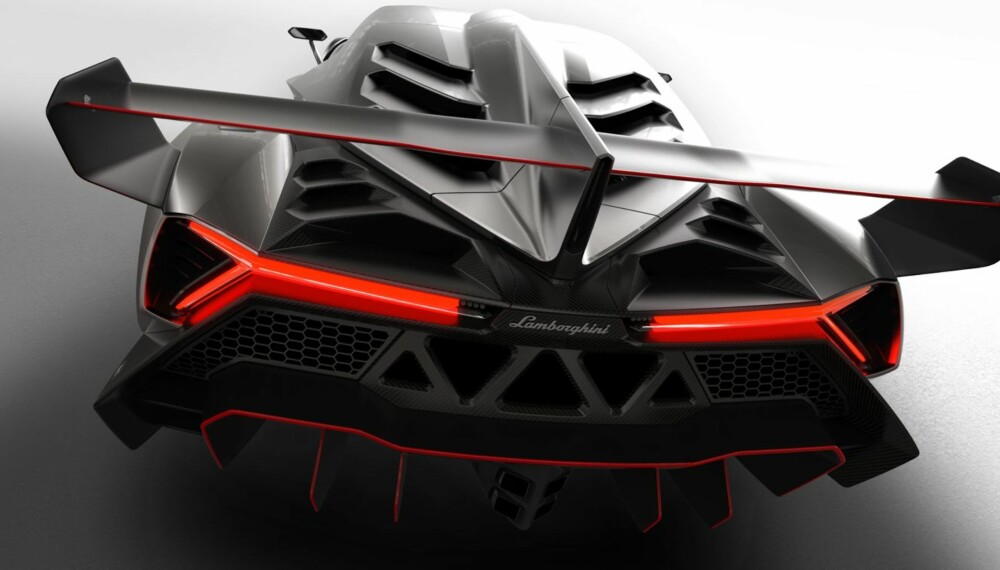 KILLER: Veneno tar den spisse designen til Aventador til nye og skremmende høyder. FOTO: Produsent KILLER: Veneno tar den spisse designen til Aventador til nye og skremmende høyder. FOTO: Produsent