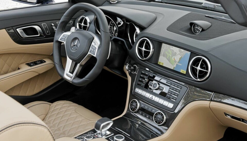 SL 65 AMG, Designo mystikblau, Interieuer Designo sand (R 231) 2012