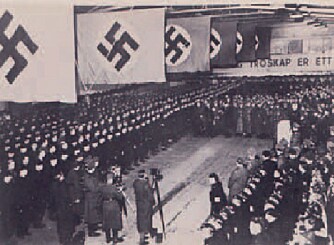Det var store seremonier i Oslo, med besøk av selveste SS-sjefen Heinrich Himmler til stede, da den første, store kontingenten av frivillige til Regiment Nordland i Divisjon Wiking ble sendt ut i januar 1941.