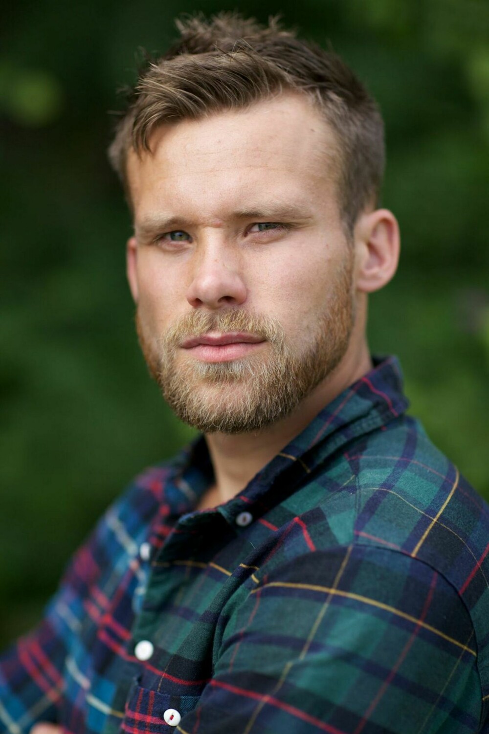 Magnus Røberg: 24 år, fra Norheimsund i Hardanger. Tømrer. Har kjæreste.
