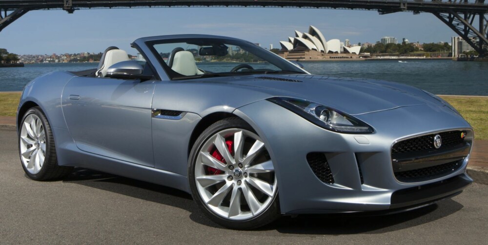 NYTT KATTEDYR: Jaguar F-type. FOTO: Jaguar